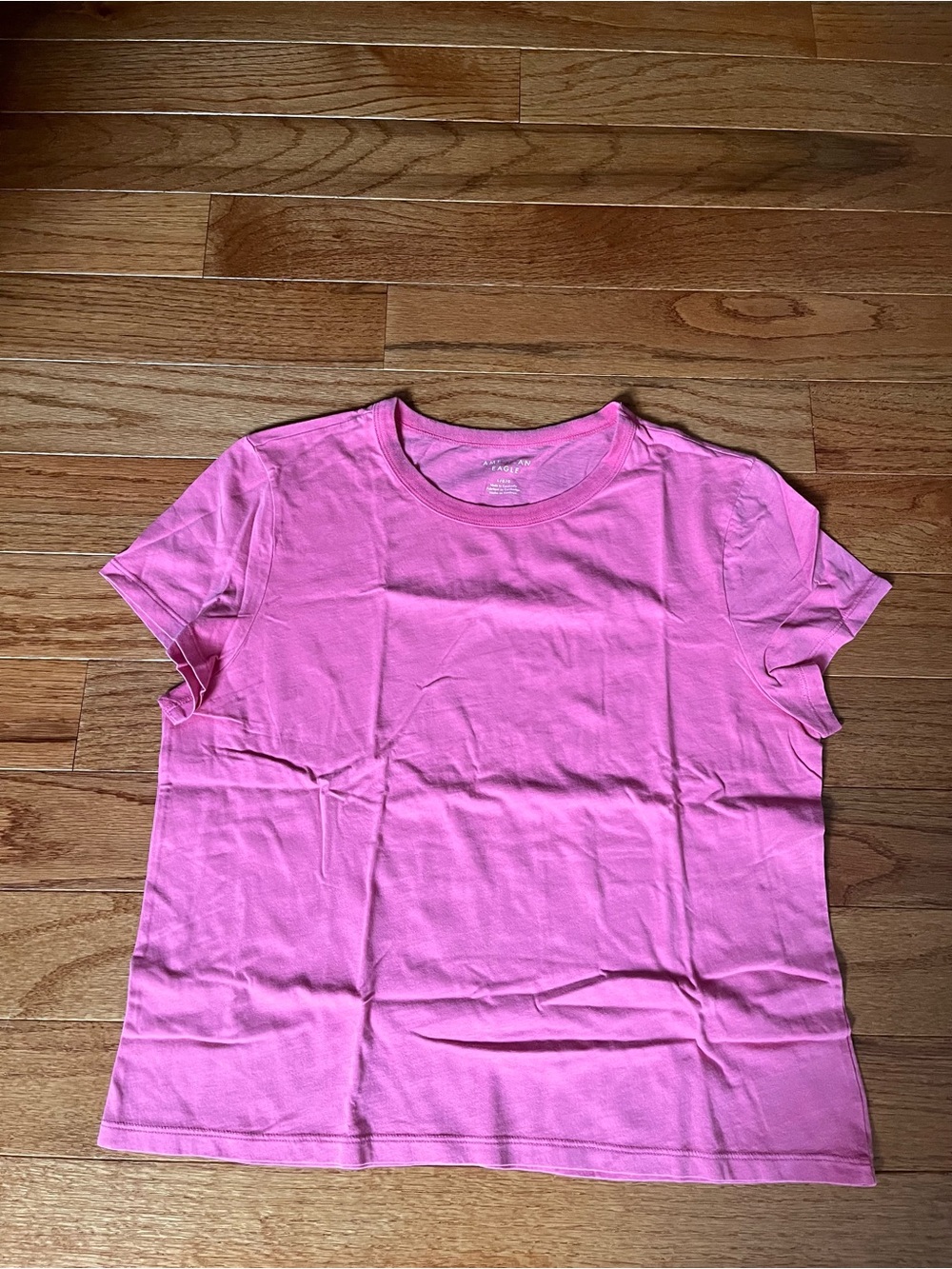 American Eagle Outfitters Pink Short Sleeve Crew Tee New/Never worn Size L